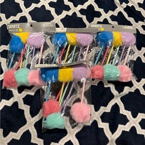 4 packs NEW 6ct Puff Party Favor Pens - Spritz